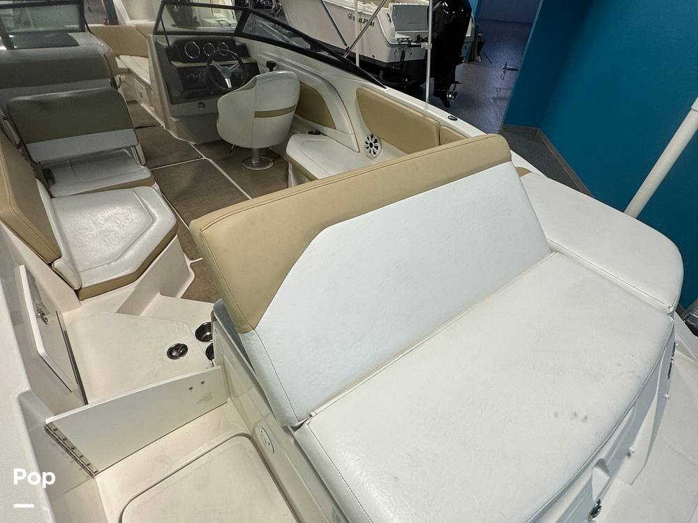 Slide: The Image of Sea Ray 230 SPX 2018 - 14860725
