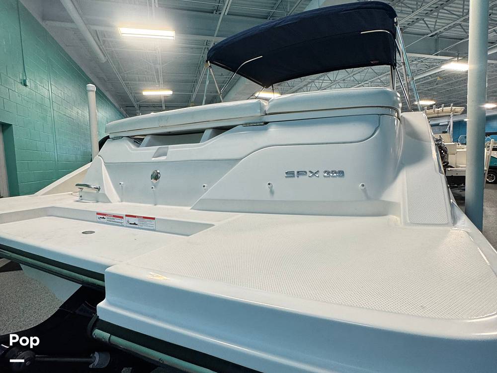 Slide: The Image of Sea Ray 230 SPX 2018 - 14860628