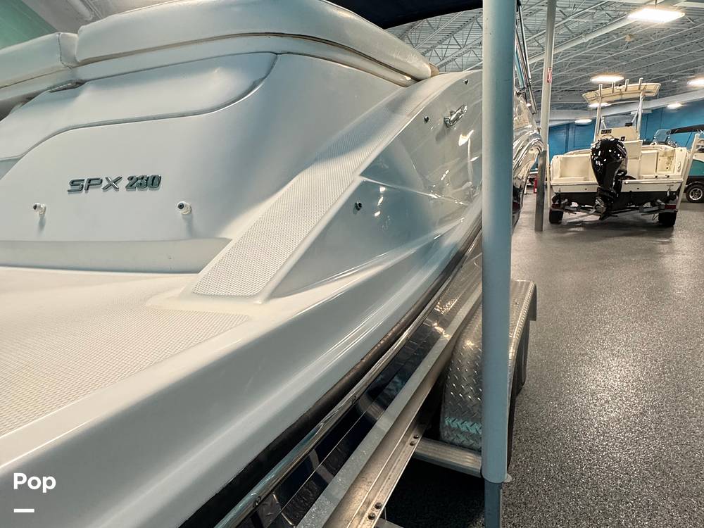 Slide: The Image of Sea Ray 230 SPX 2018 - 14860612