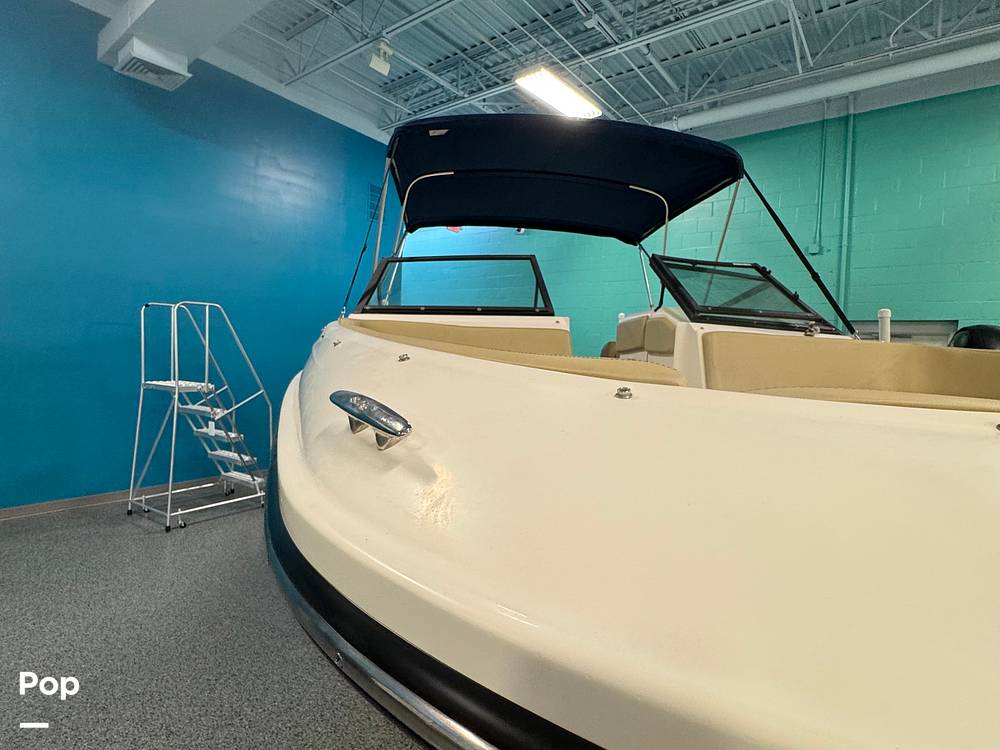 Slide: The Image of Sea Ray 230 SPX 2018 - 14860604