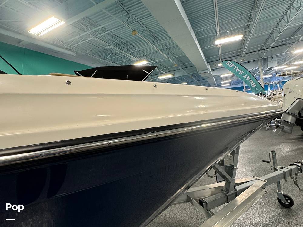 Slide: The Image of Sea Ray 230 SPX 2018 - 14860605