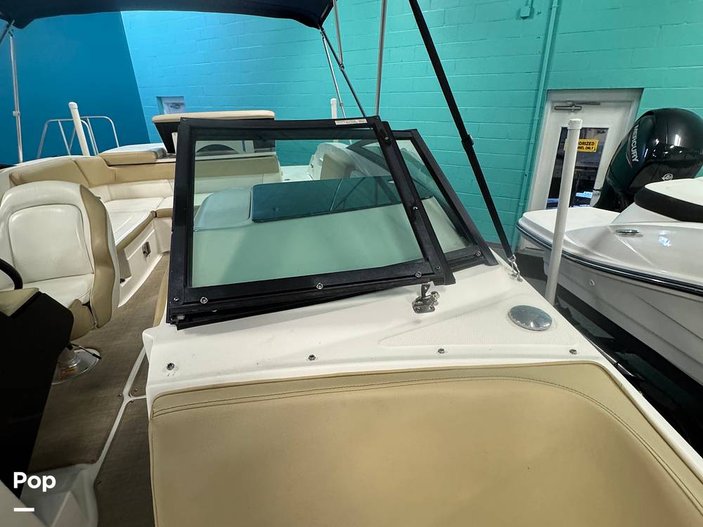 Slide: The Image of Sea Ray 230 SPX 2018 - 14860522