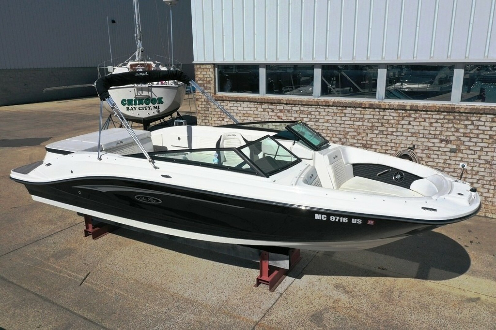 Slide: The Image of Sea Ray 230 SPX 2022 - 5334906
