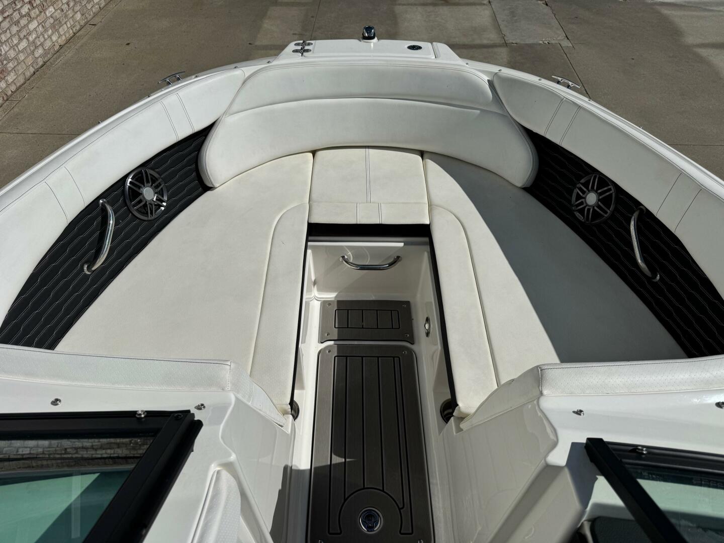 Slide: The Image of Sea Ray 230 SPX 2022 - 5334926