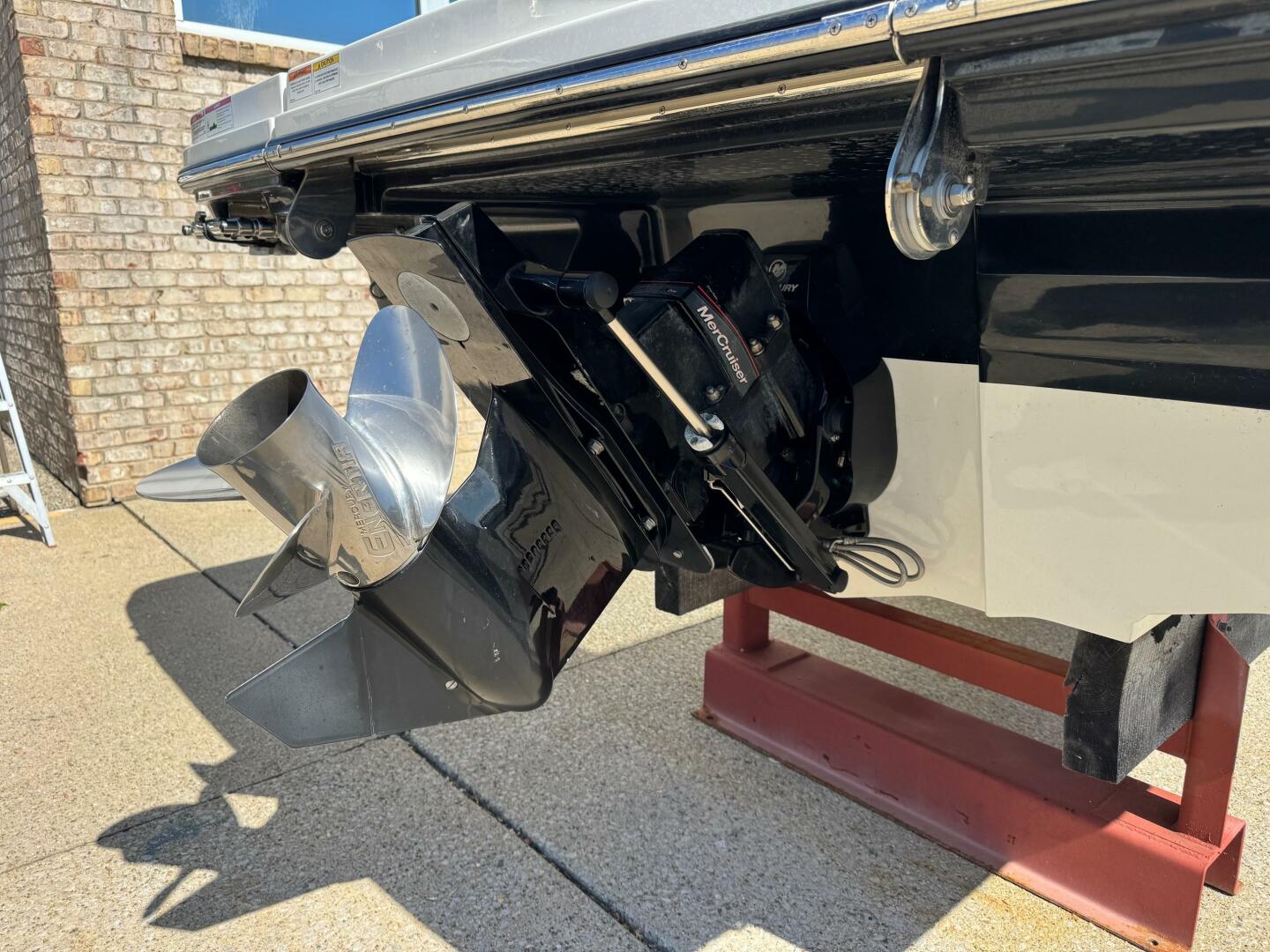 Slide: The Image of Sea Ray 230 SPX 2022 - 5334929