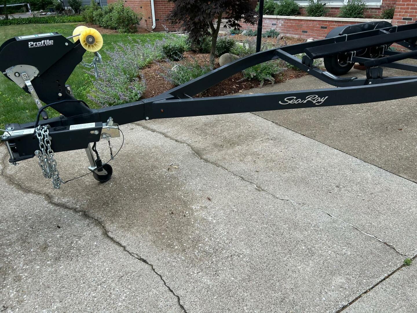 Slide: The Image of Sea Ray 230 SPX 2022 - 5433898