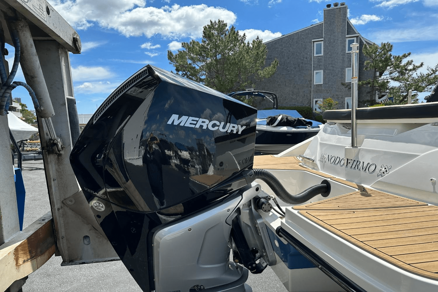 Slide: The Image of Sea Ray 230 SPX-OB 2023 - 12