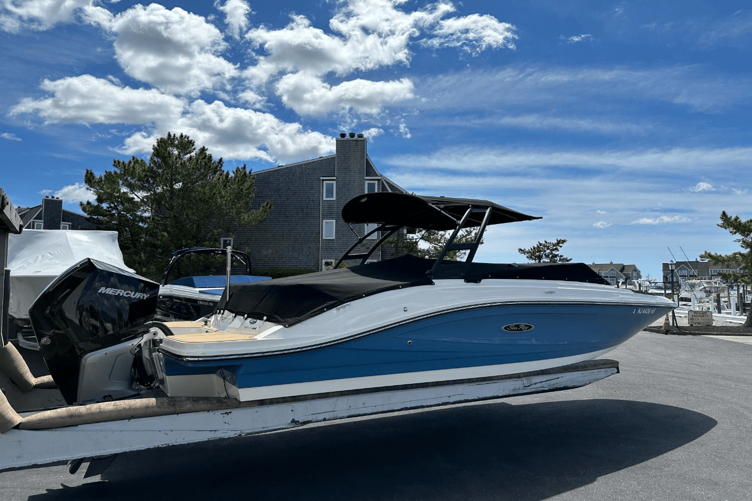 Slide: The Image of Sea Ray 230 SPX-OB 2023 - 6