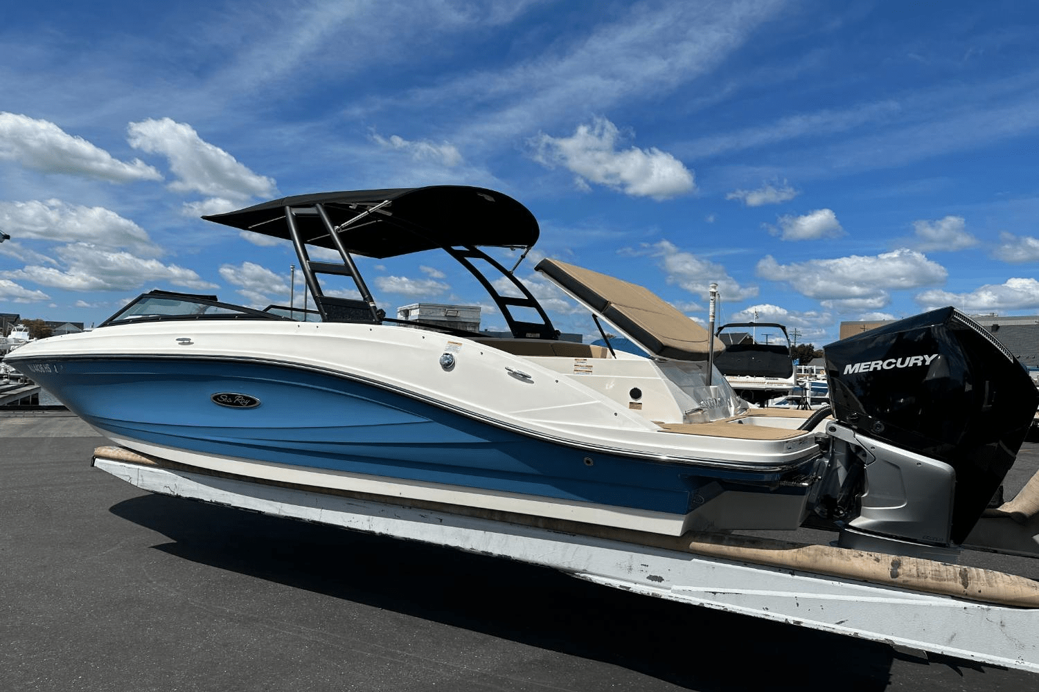 Slide: The Image of Sea Ray 230 SPX-OB 2023 - 9