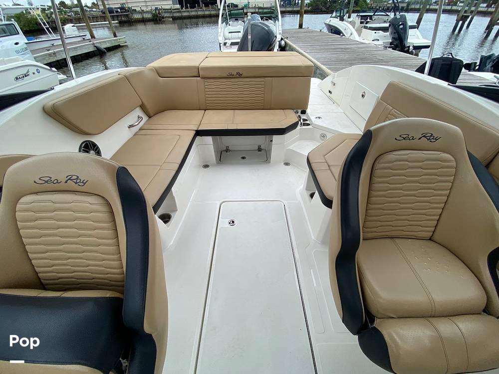 Slide: The Image of Sea Ray 230 SPX OB 2023 - 15332670