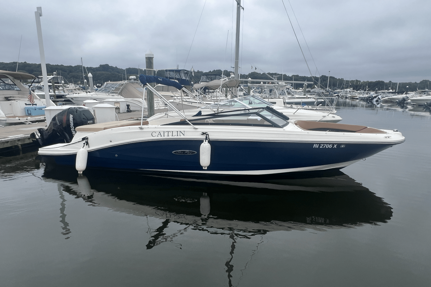 Slide: The Image of Sea Ray 230 SPX OUTBOARD 2018 - 0