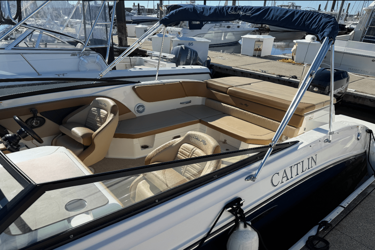 Slide: The Image of Sea Ray 230 SPX OUTBOARD 2018 - 28