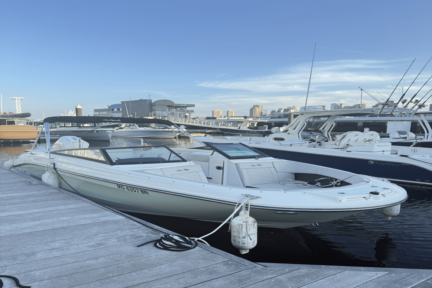 Slide: The Image of Sea Ray 230 SPX OUTBOARD 2021 - 12