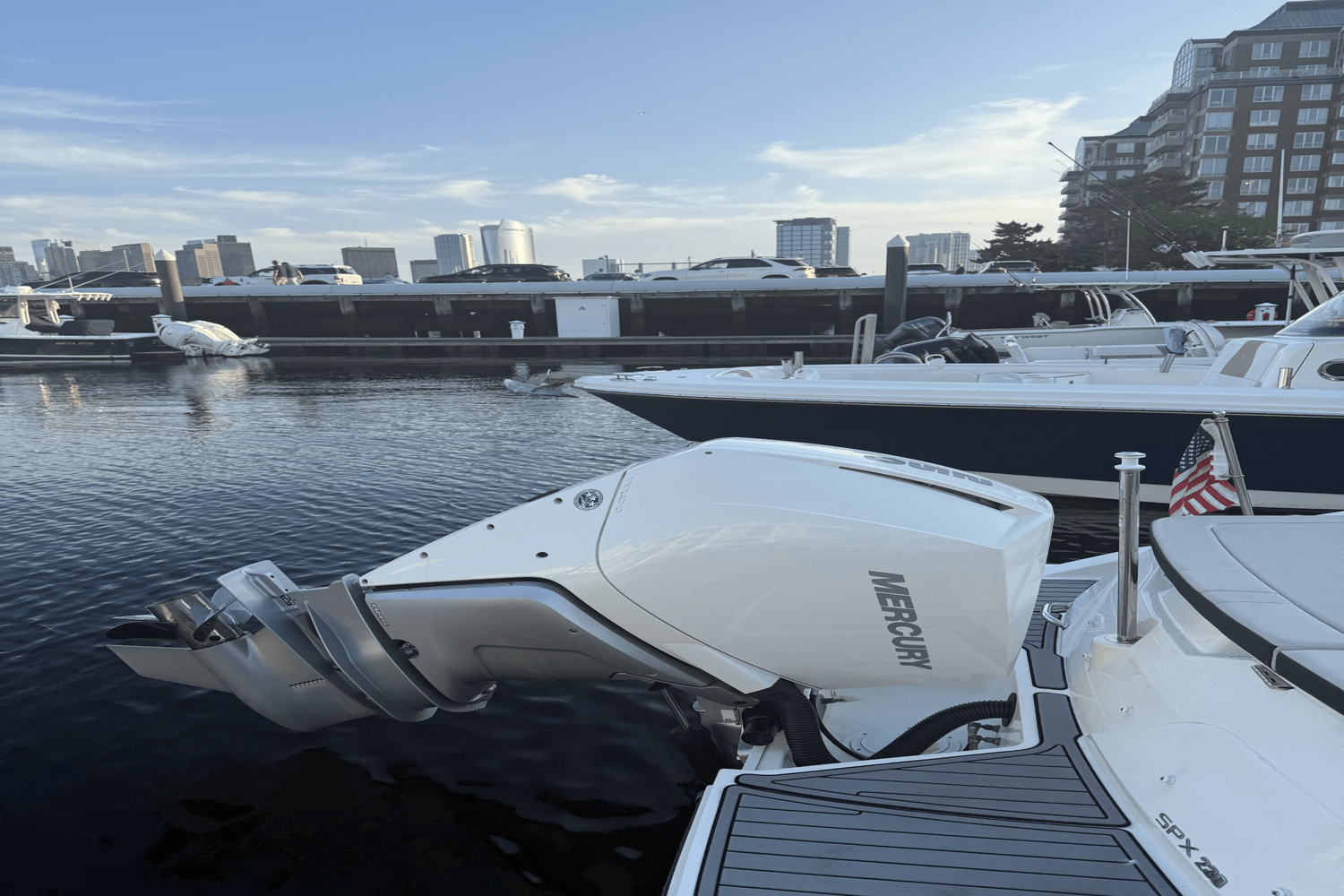 Slide: The Image of Sea Ray 230 SPX OUTBOARD 2021 - 5