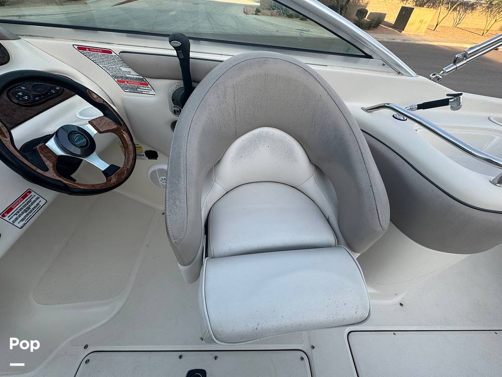 Slide: The Image of Sea Ray 24 2004 - 15286529