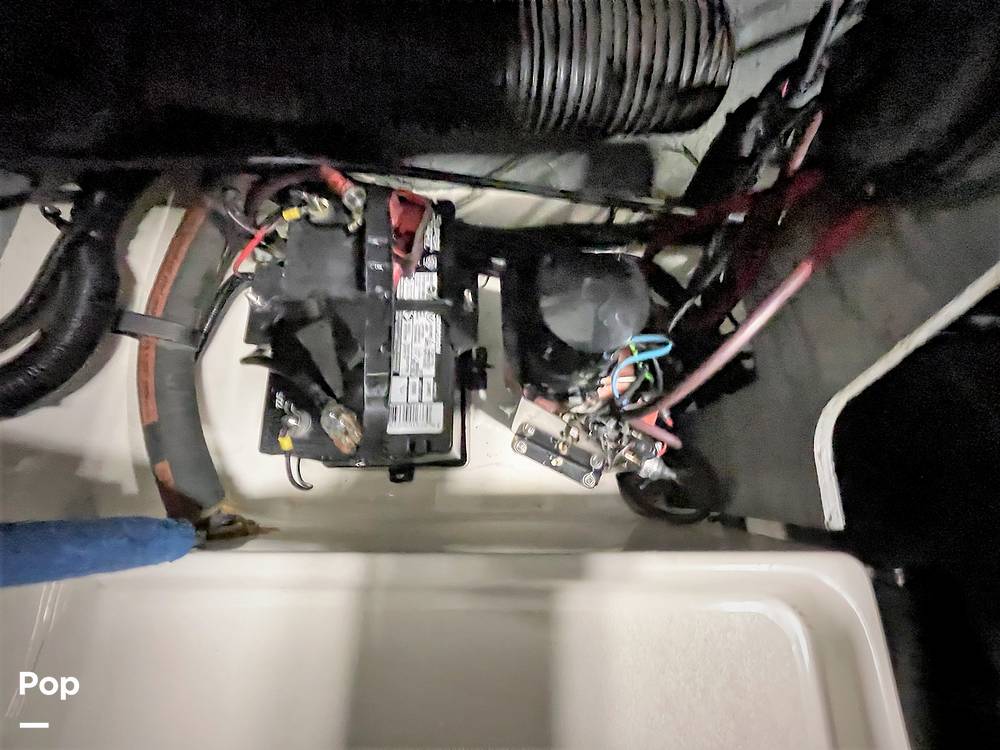 Slide: The Image of Sea Ray 240 Overnighter 1995 - 12040172