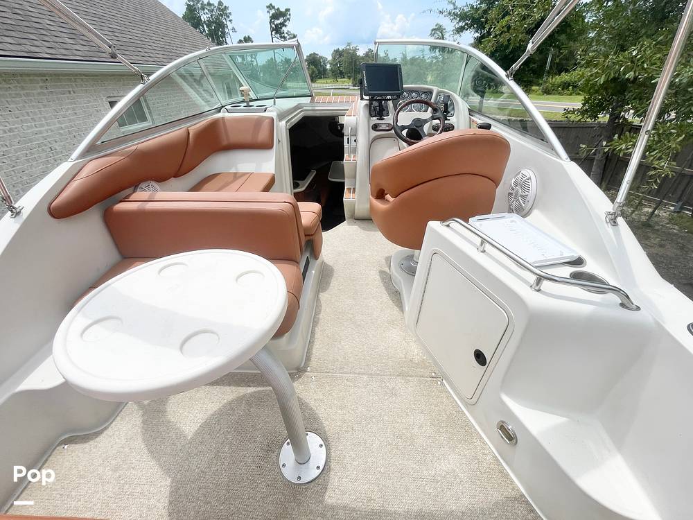 Slide: The Image of Carpet - Cockpit - 14514393