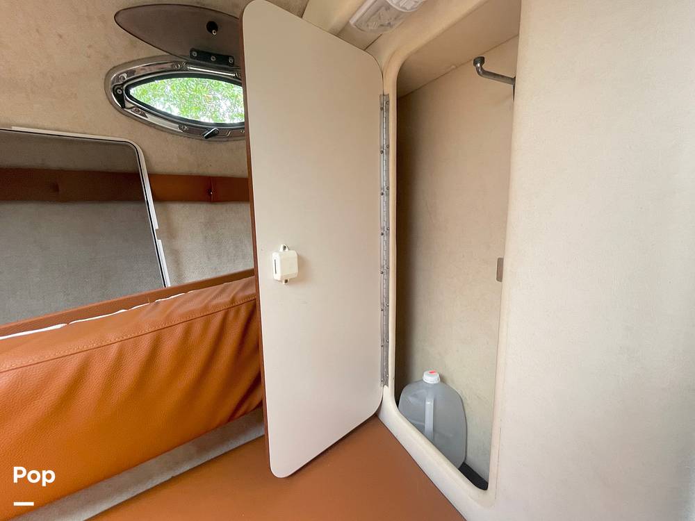 Slide: The Image of Sea Ray 240 Sundancer 2003 - 14514388
