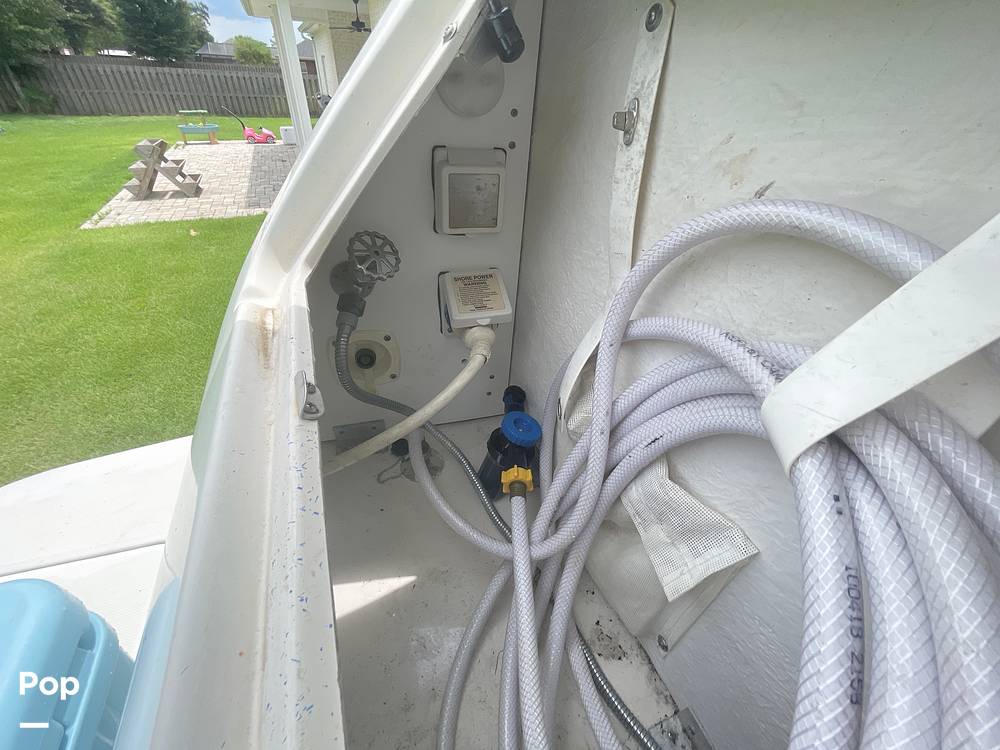 Slide: The Image of Sea Ray 240 Sundancer 2003 - 14514395