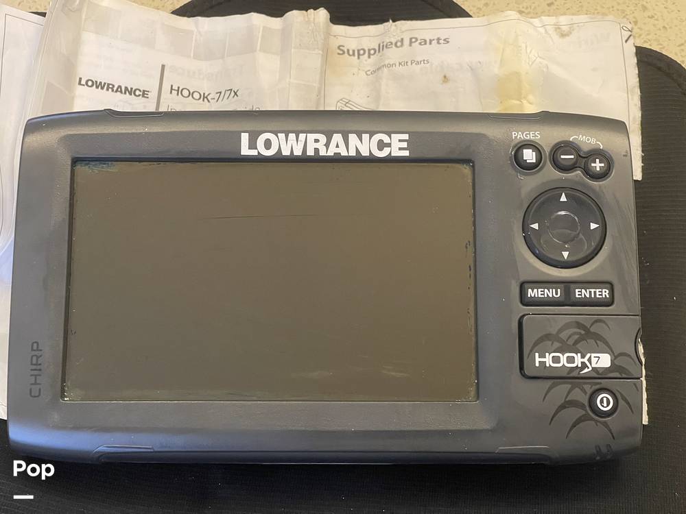 Slide: The Image of Sea Ray 240 Sundancer 2004 - 14136472