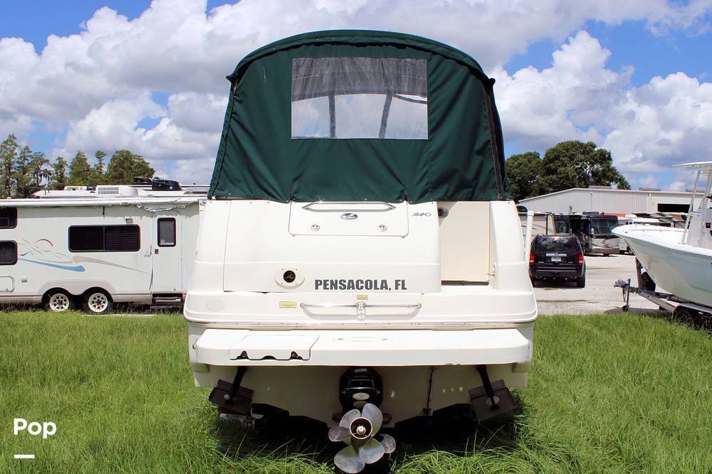 Slide: The Image of Sea Ray 240 Sundancer 2004 - 14163760