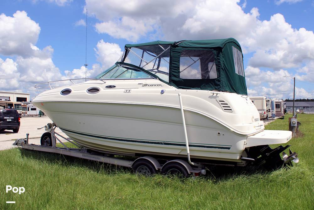 Slide: The Image of Sea Ray 240 Sundancer 2004 - 14163762
