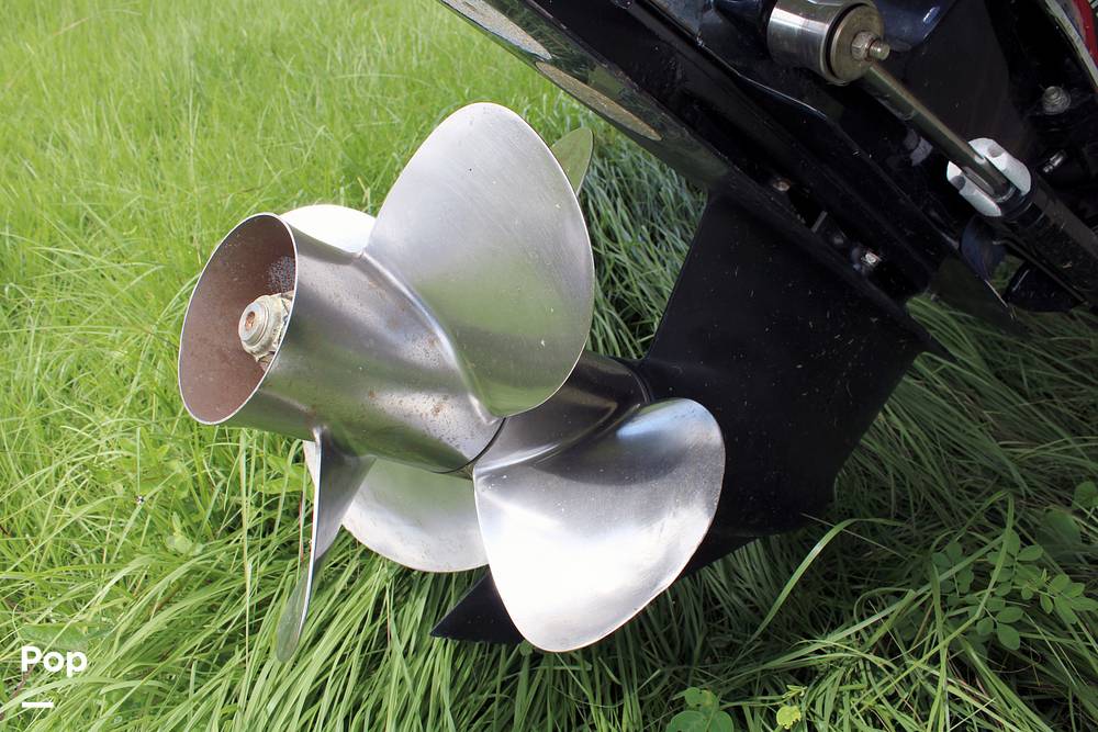 Slide: The Image of Sea Ray 240 Sundancer 2004 - 14163772