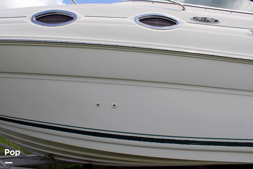 Slide: The Image of Sea Ray 240 Sundancer 2004 - 14163780
