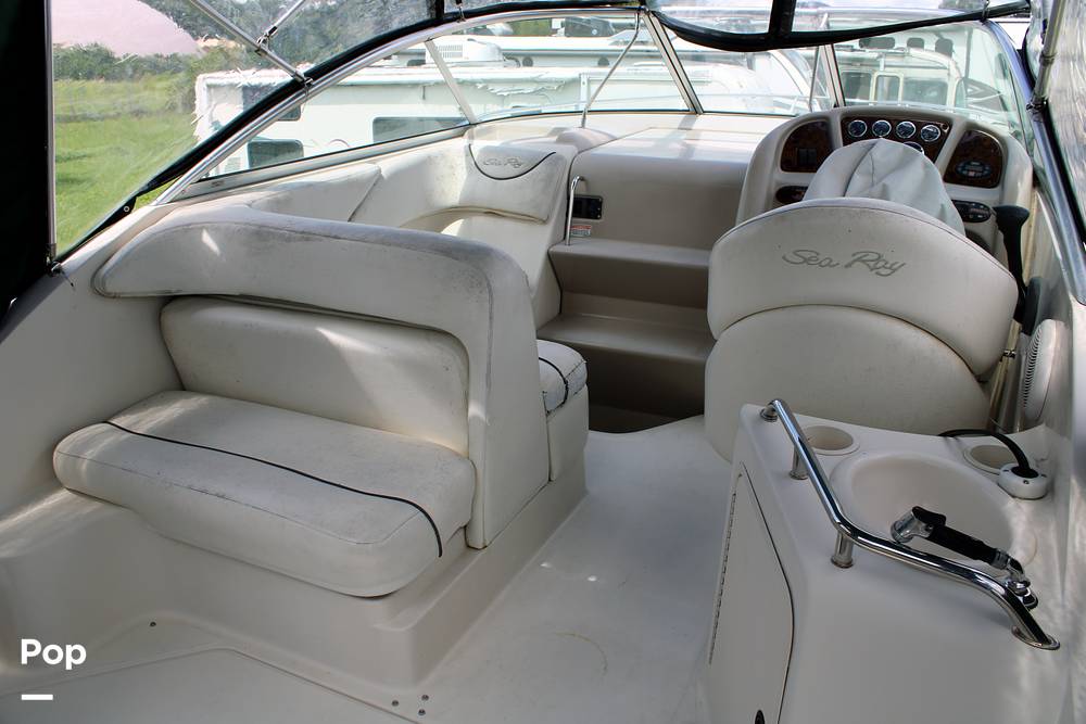 Slide: The Image of Sea Ray 240 Sundancer 2004 - 14163792