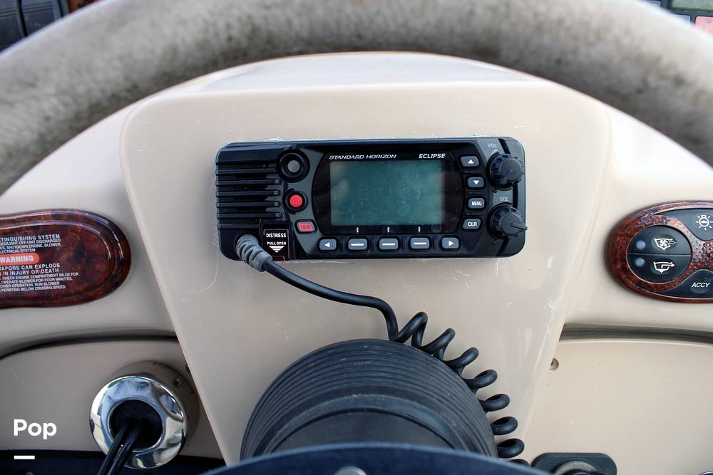 Slide: The Image of Sea Ray 240 Sundancer 2004 - 14163803