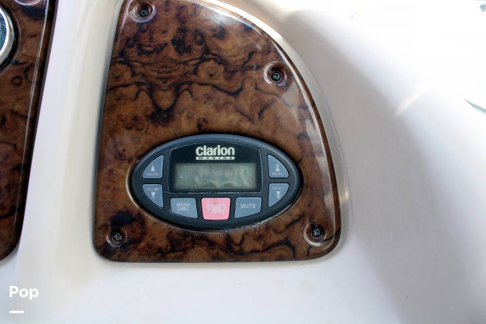 Slide: The Image of Sea Ray 240 Sundancer 2004 - 14163806