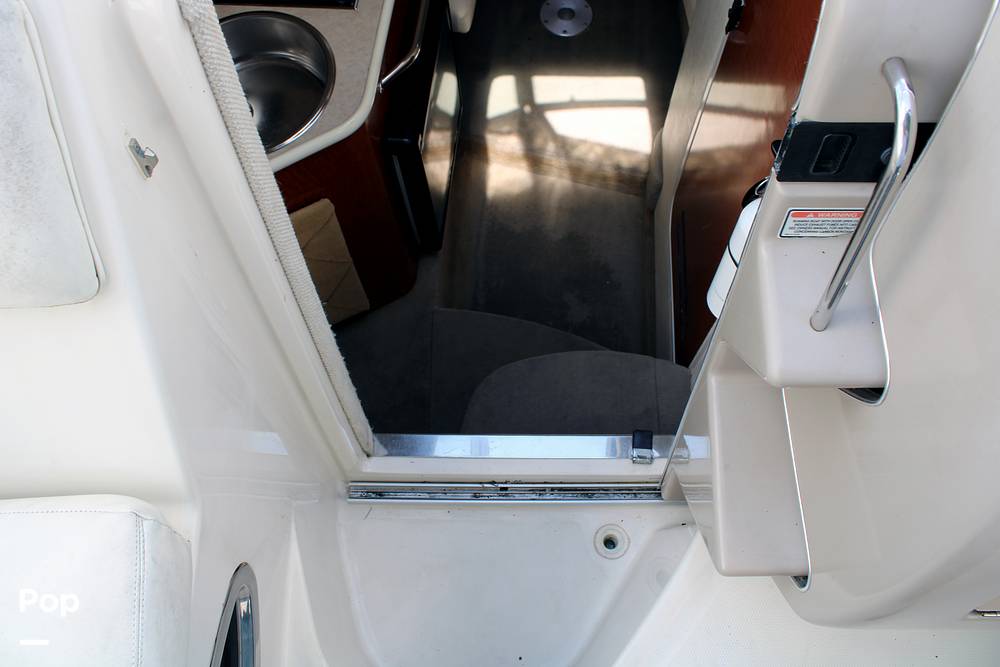 Slide: The Image of Sea Ray 240 Sundancer 2004 - 14163812