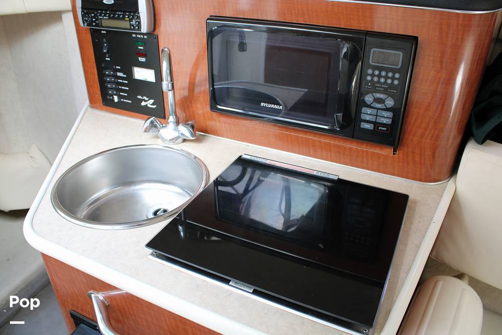 Slide: The Image of Sea Ray 240 Sundancer 2004 - 14163823