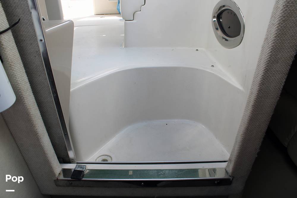 Slide: The Image of Sea Ray 240 Sundancer 2004 - 14163873