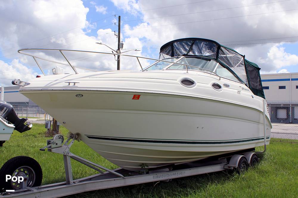 Slide: The Image of Sea Ray 240 Sundancer 2004 - 14163765