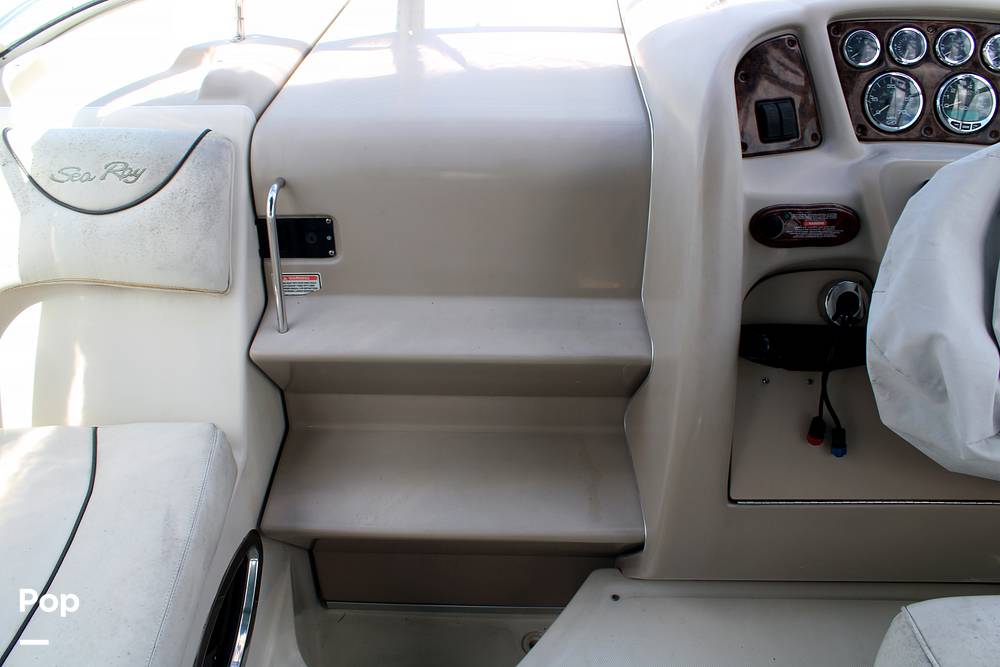 Slide: The Image of Sea Ray 240 Sundancer 2004 - 14163798