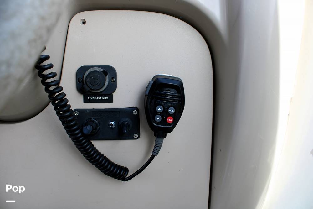 Slide: The Image of Sea Ray 240 Sundancer 2004 - 14163807