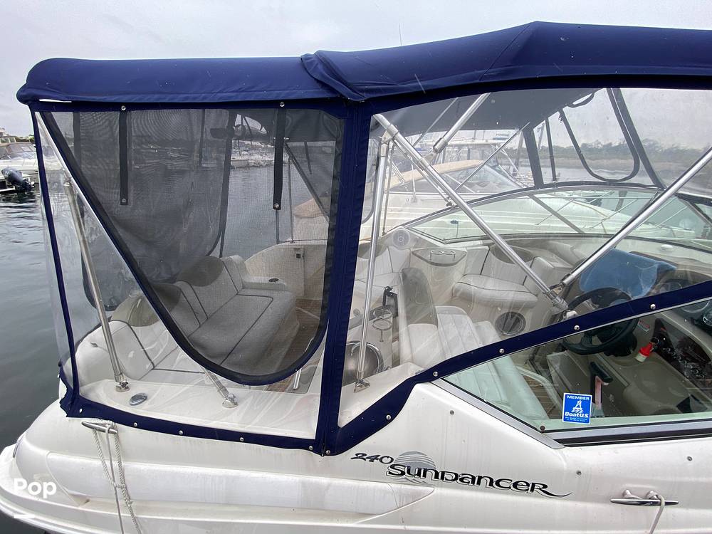 Slide: The Image of Sea Ray 240 Sundancer 2006 - 13209858