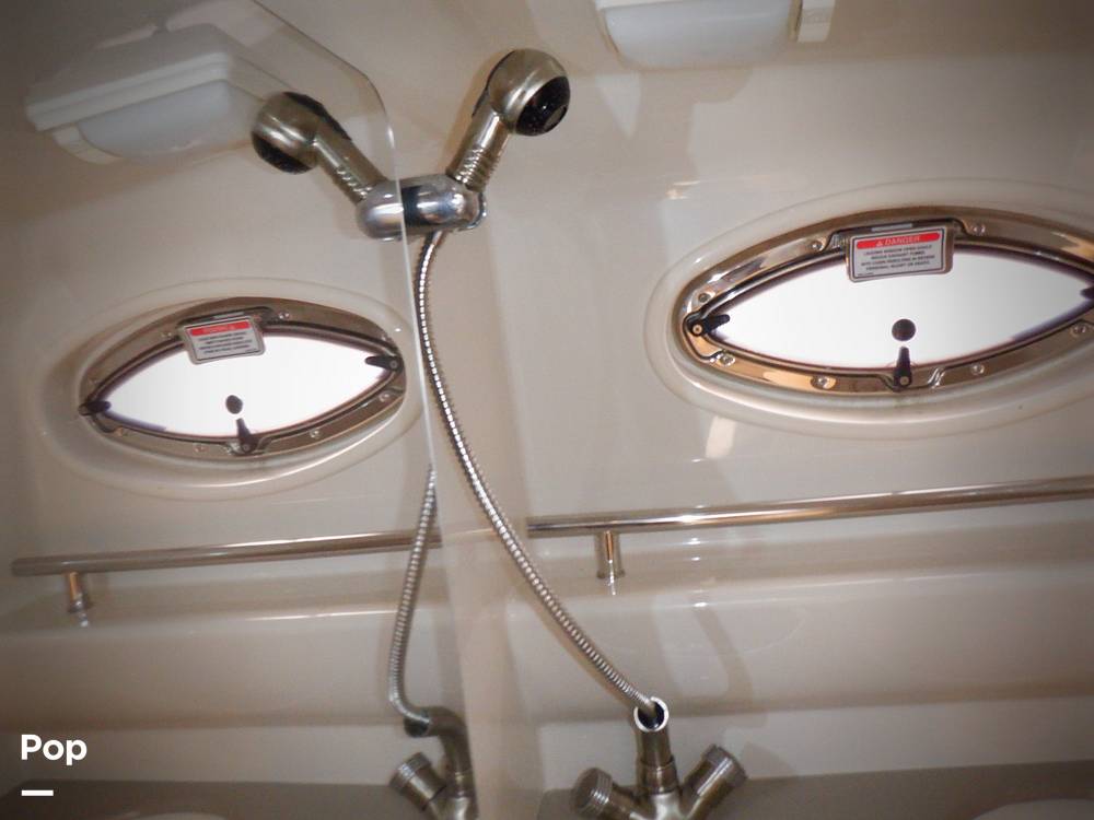 Slide: The Image of Sea Ray 240 Sundancer 2006 - 14038386