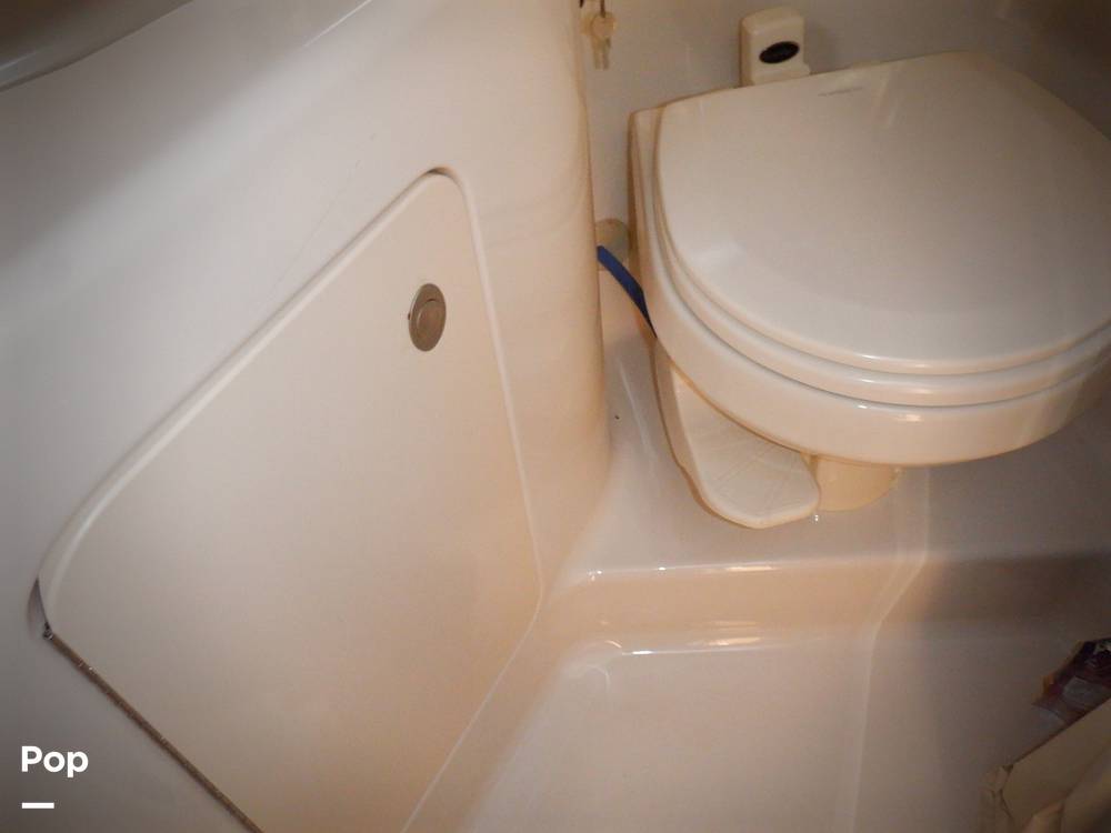 Slide: The Image of Sea Ray 240 Sundancer 2006 - 14038387