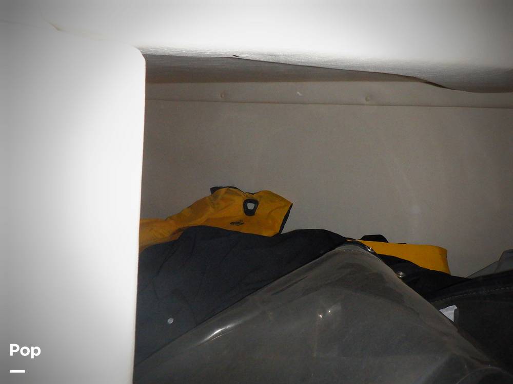 Slide: The Image of Sea Ray 240 Sundancer 2006 - 14038371
