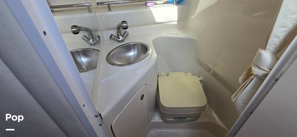 Slide: The Image of Sea Ray 240 Sundancer 2007 - 15642290