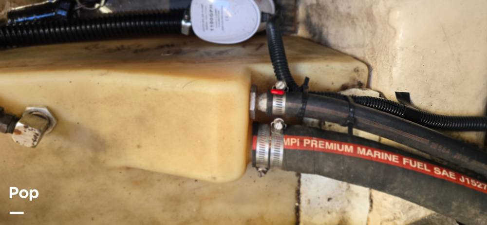 Slide: The Image of Sea Ray 240 Sundancer 2007 - 15642355