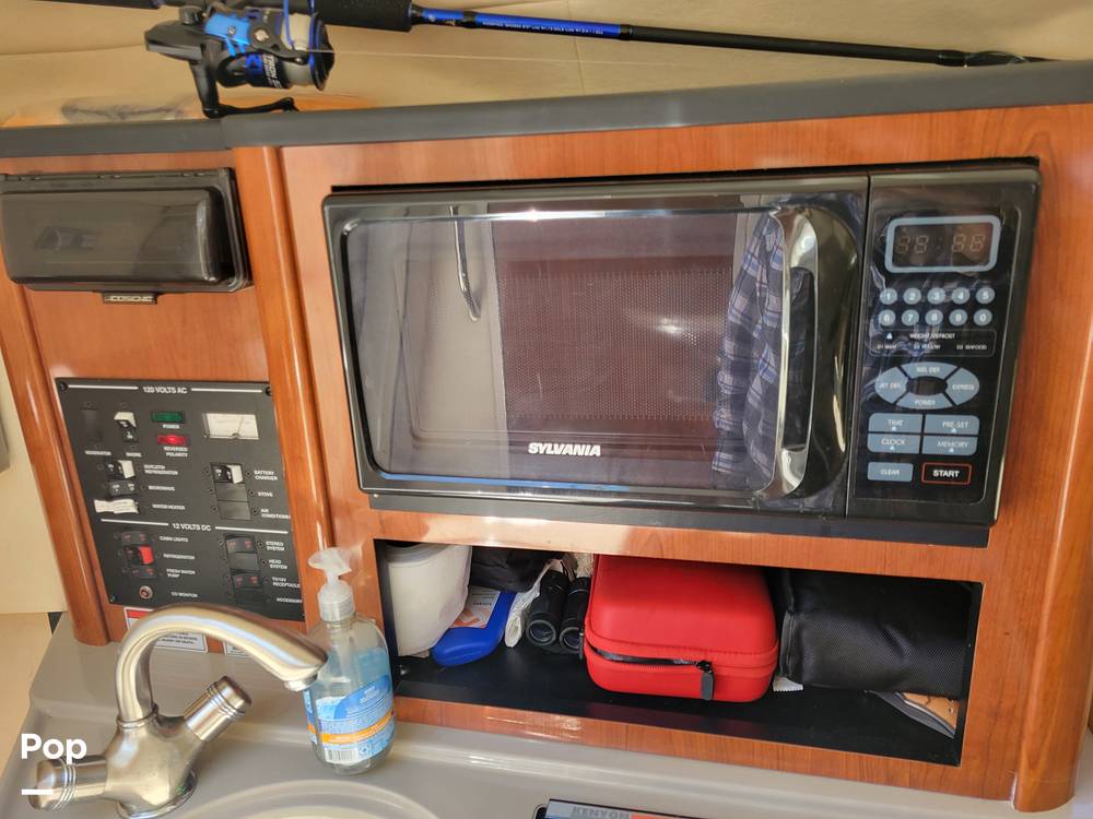 Slide: The Image of Sea Ray 240 Sundancer 2007 - 14276694