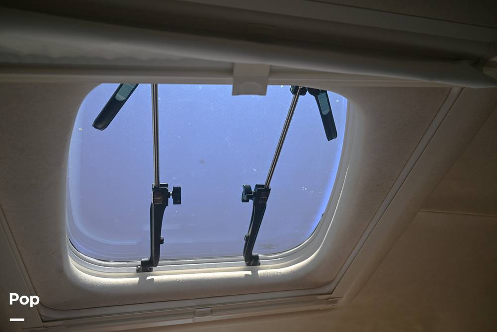 Slide: The Image of Sea Ray 240 Sundancer 2008 - 15339548