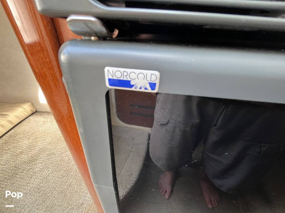 Slide: The Image of Sea Ray 240 Sundancer 2008 - 15499815