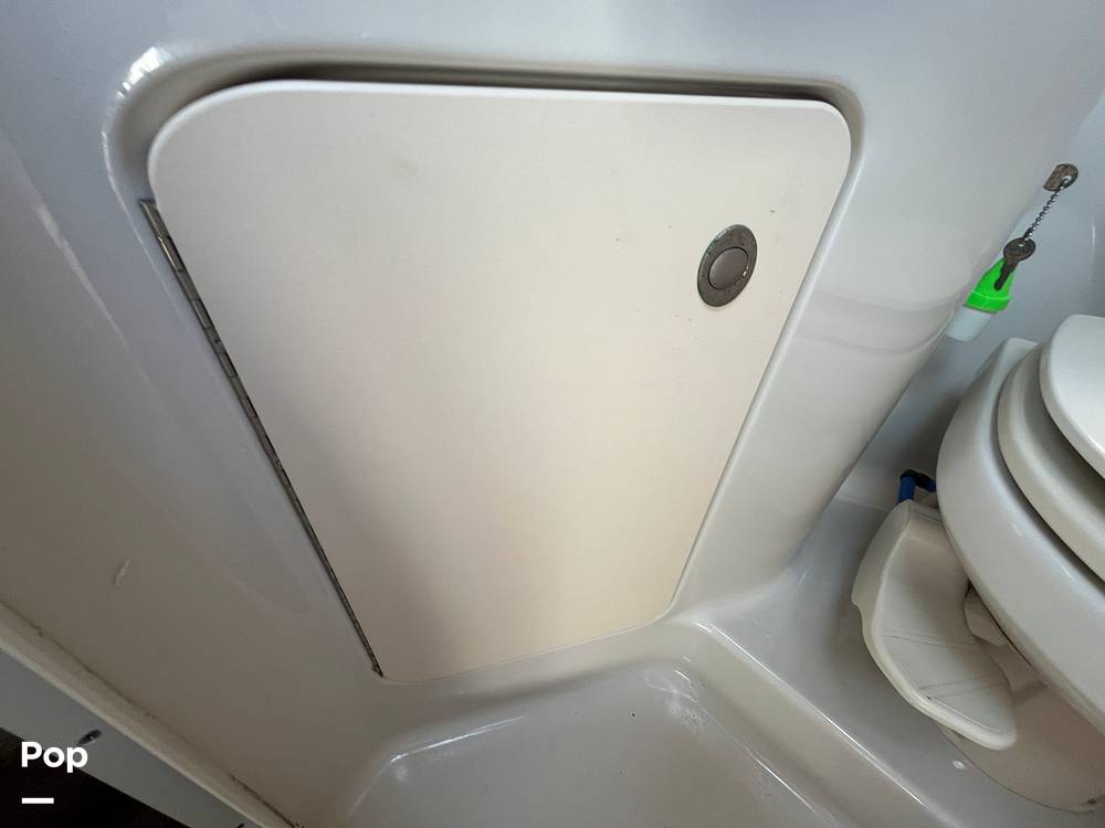 Slide: The Image of Sea Ray 240 Sundancer 2008 - 15499827