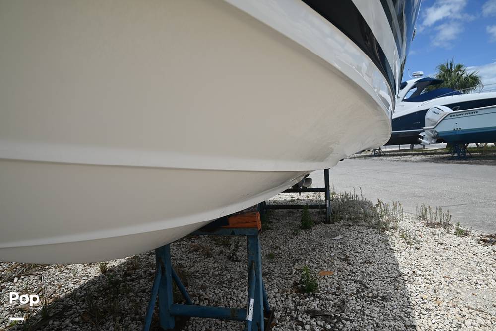 Slide: The Image of Sea Ray 240 Sundancer 2008 - 15339434