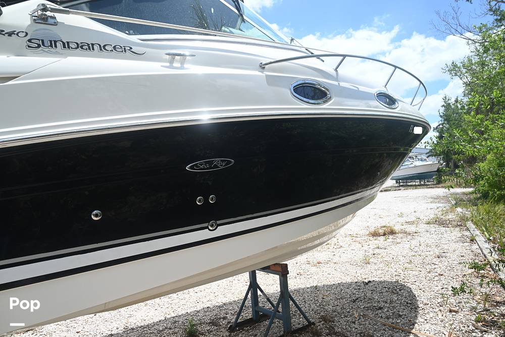 Slide: The Image of Sea Ray 240 Sundancer 2008 - 15339461