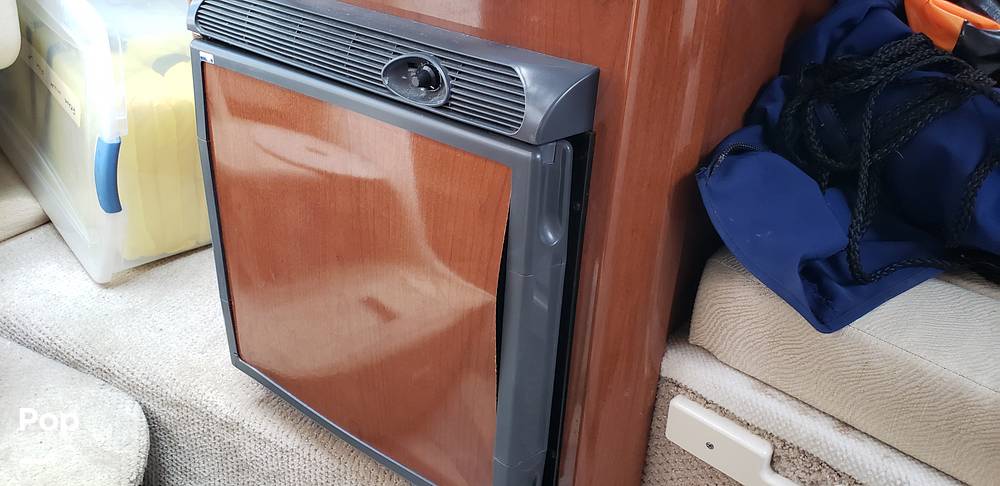 Slide: The Image of Sea Ray 240 Sundancer 2008 - 12841091